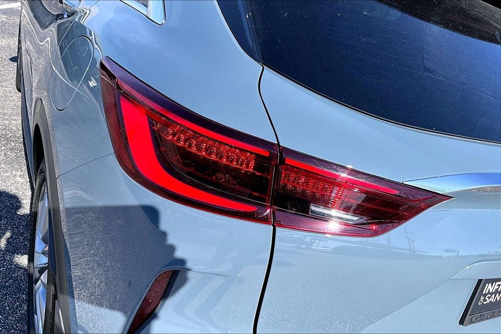 2022 INFINITI QX50 LUXE