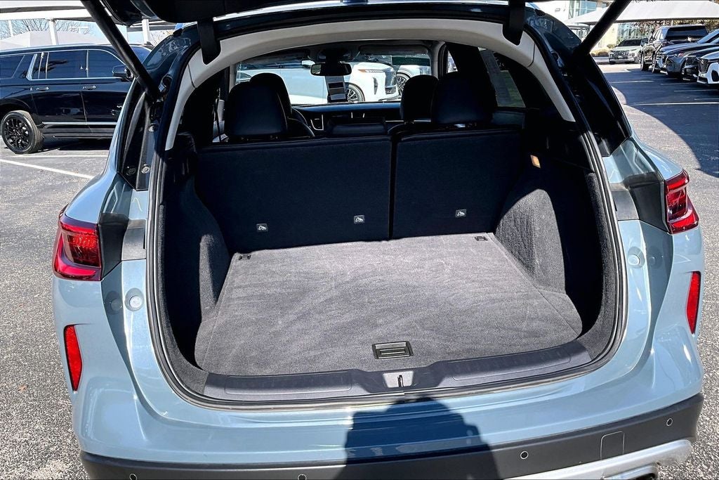 2022 INFINITI QX50 LUXE