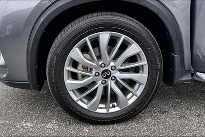 2024 INFINITI QX50 LUXE