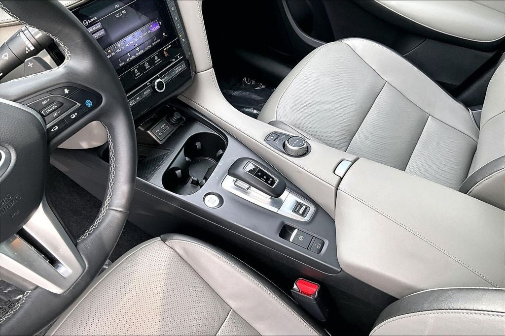 2024 INFINITI QX50 LUXE