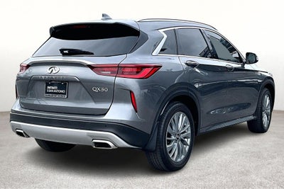 2024 INFINITI QX50 LUXE