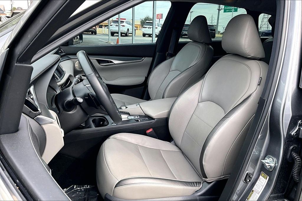2024 INFINITI QX50 LUXE