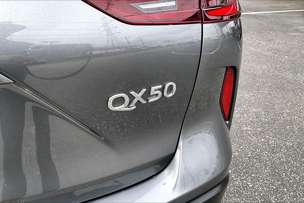 2024 INFINITI QX50 LUXE