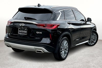 2025 INFINITI QX50 LUXE