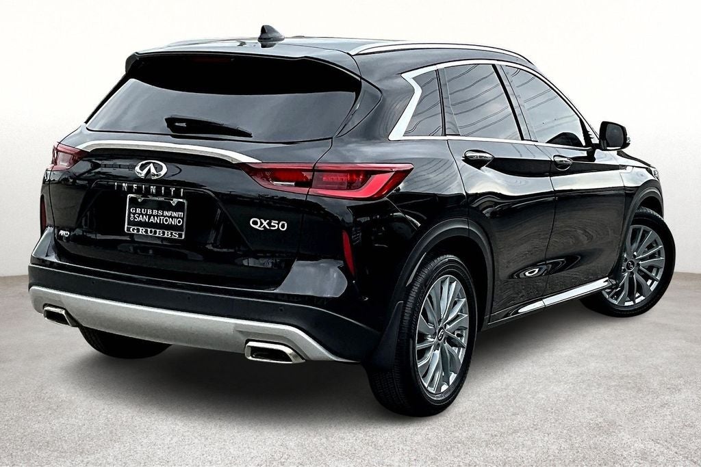 2025 INFINITI QX50 LUXE
