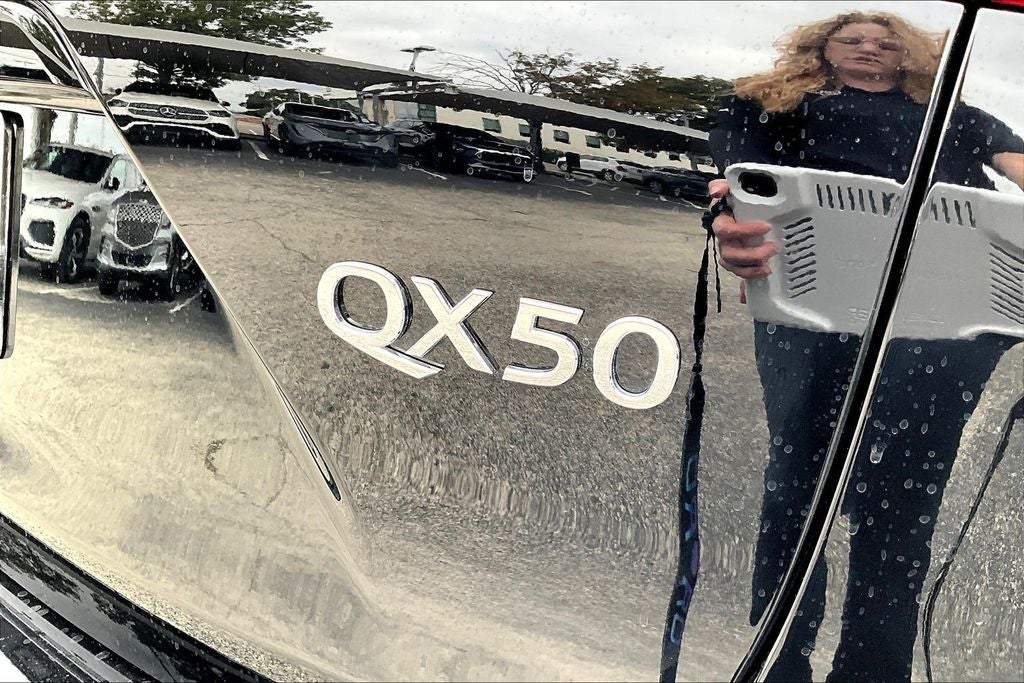 2025 INFINITI QX50 LUXE