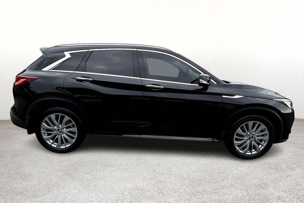 2025 INFINITI QX50 LUXE