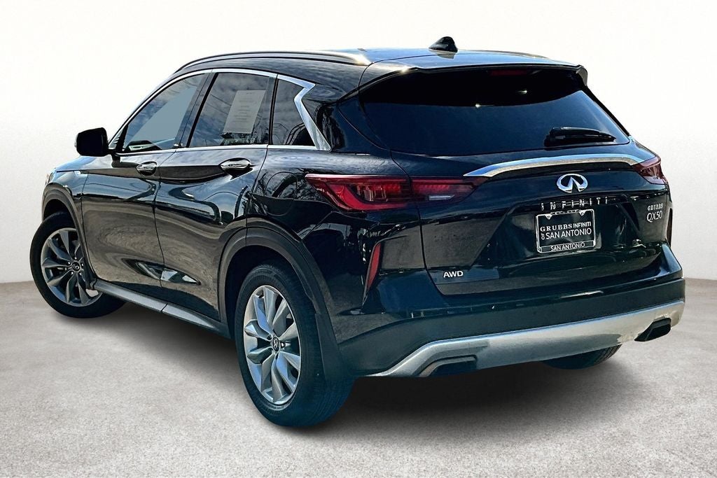 2022 INFINITI QX50 ESSENTIAL