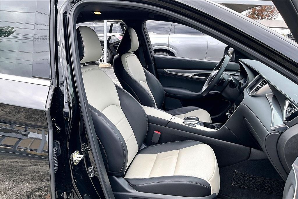 2025 INFINITI QX55 LUXE