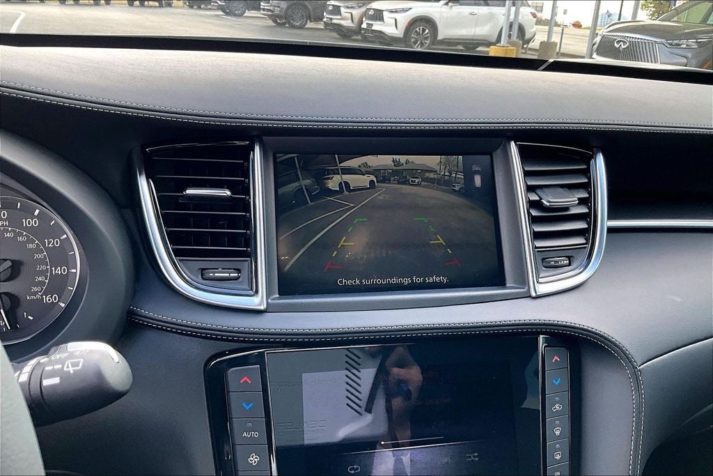 2025 INFINITI QX55 LUXE