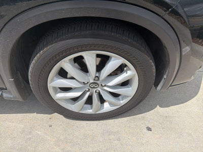 2019 INFINITI QX50 LUXE