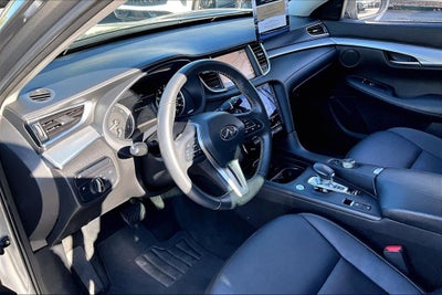 2019 INFINITI QX50 LUXE