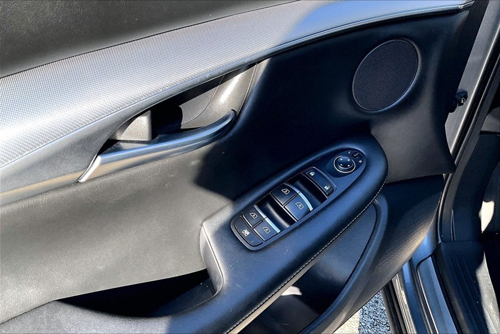2019 INFINITI QX50 LUXE