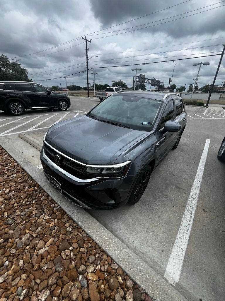 2022 Volkswagen Taos 1.5T SE