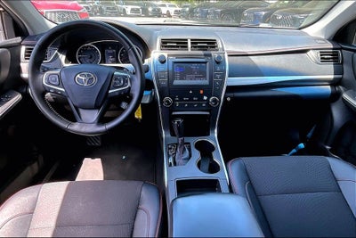 2016 Toyota Camry SE