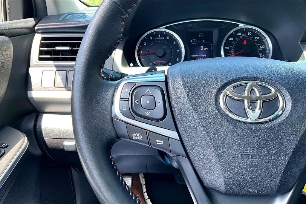 2016 Toyota Camry SE