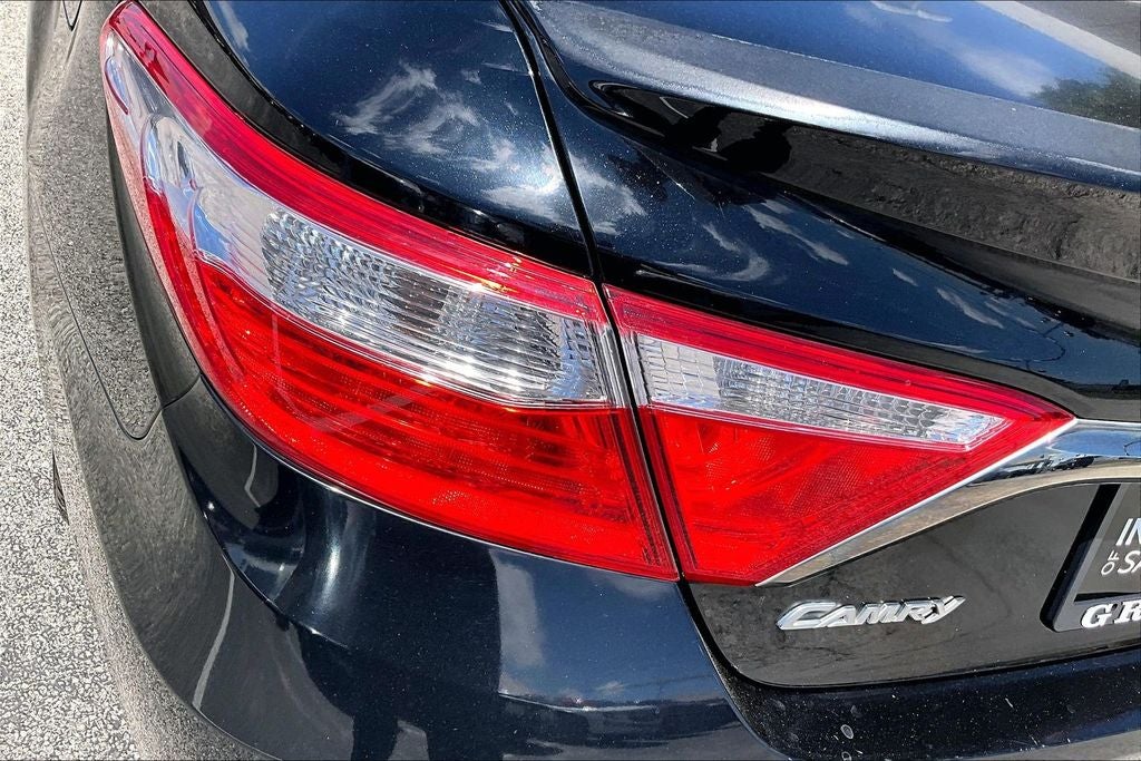 2016 Toyota Camry SE
