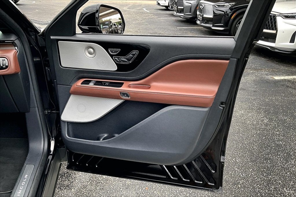 2025 Lincoln Aviator Reserve Premium