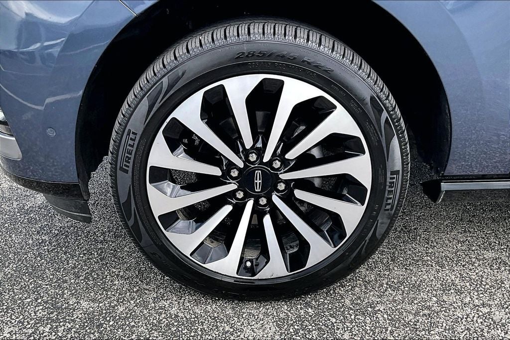 2023 Lincoln Navigator L Reserve