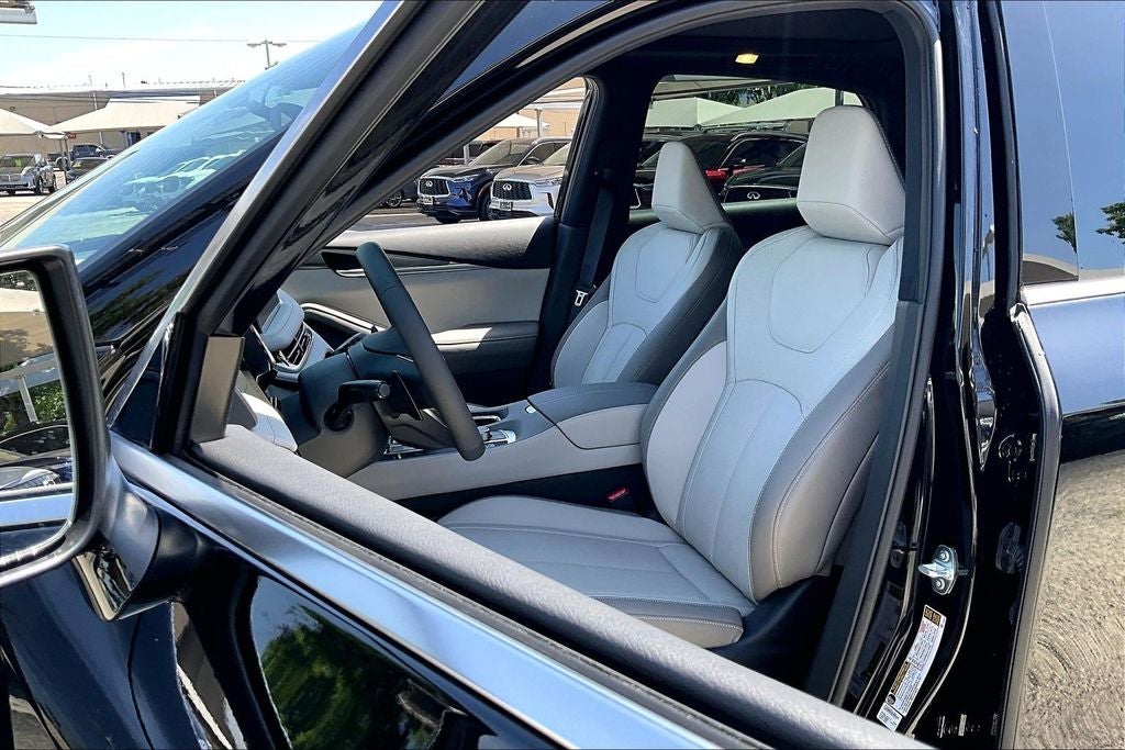 2027 INFINITI QX65 LUXE