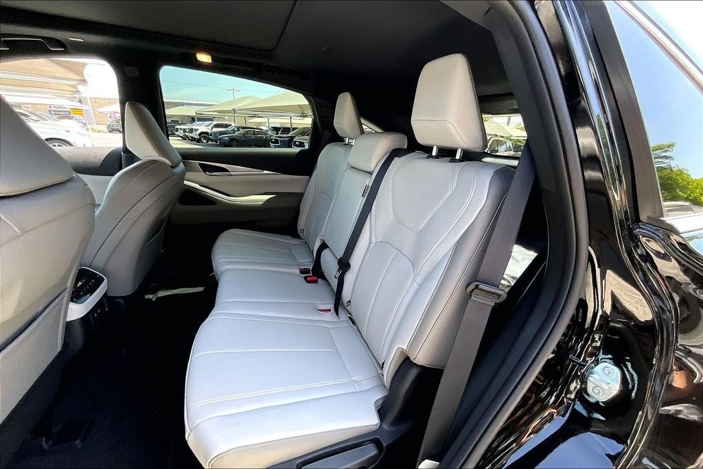2027 INFINITI QX65 LUXE