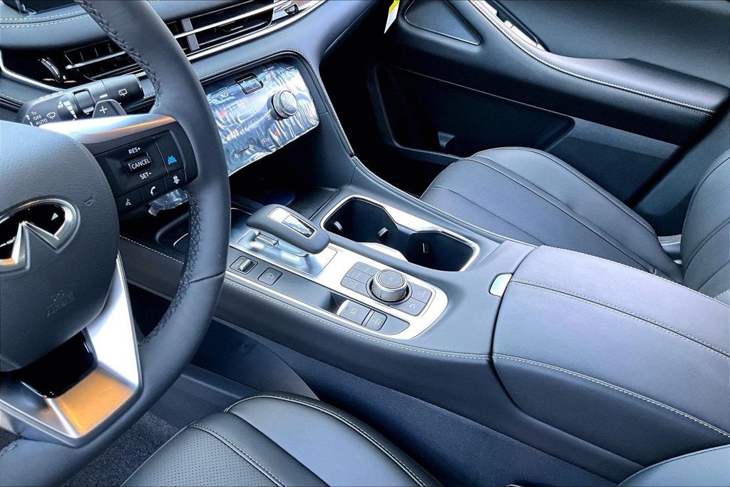 2027 INFINITI QX65 LUXE