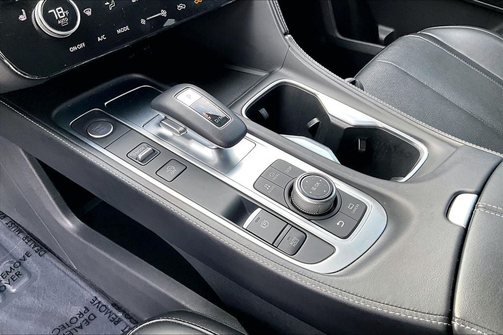 2025 INFINITI QX60 PURE