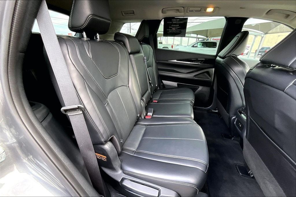 2025 INFINITI QX60 PURE