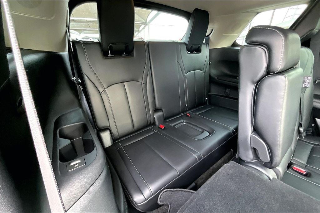 2025 INFINITI QX60 PURE