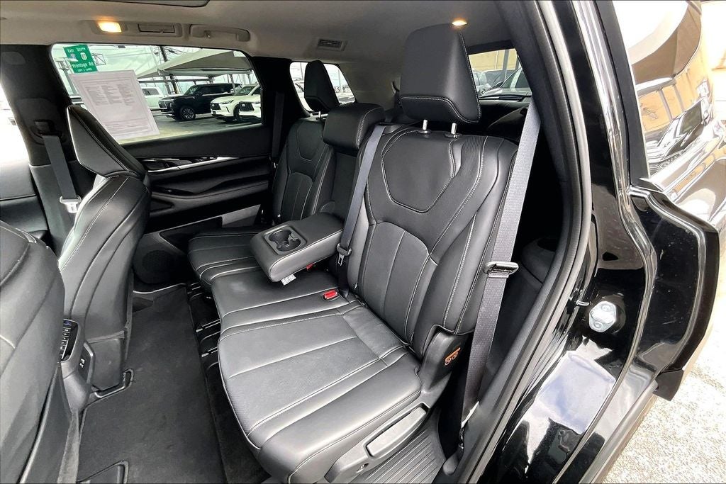 2025 INFINITI QX60 PURE