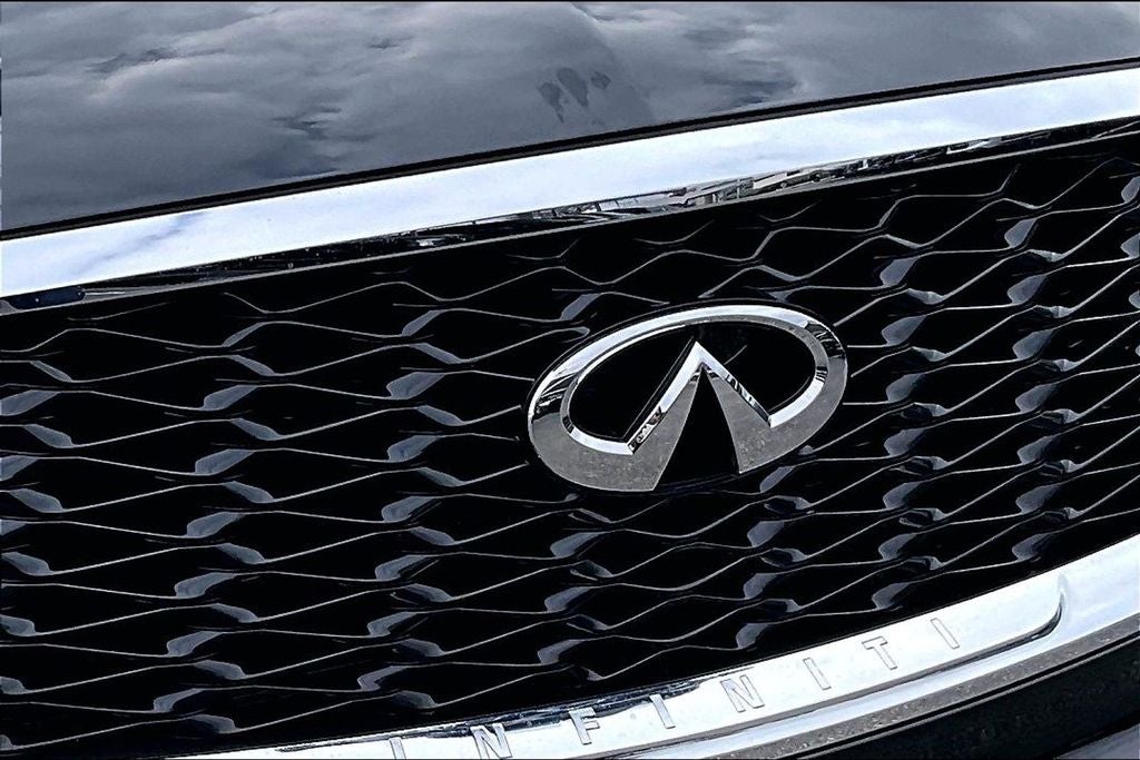 2025 INFINITI QX60 PURE