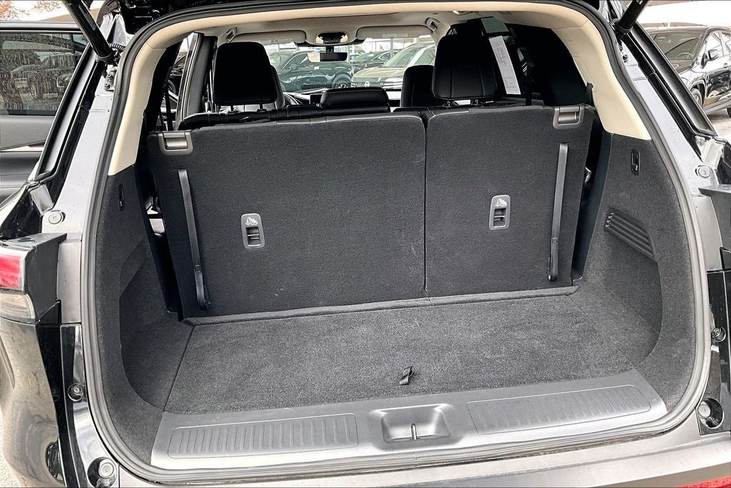 2025 INFINITI QX60 PURE