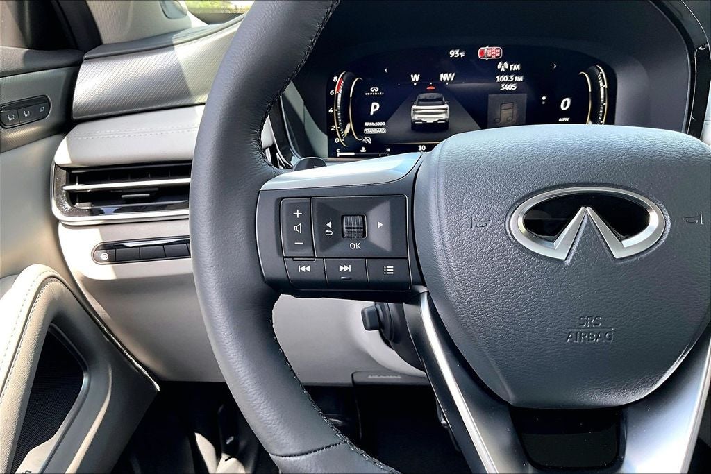 2027 INFINITI QX60 LUXE