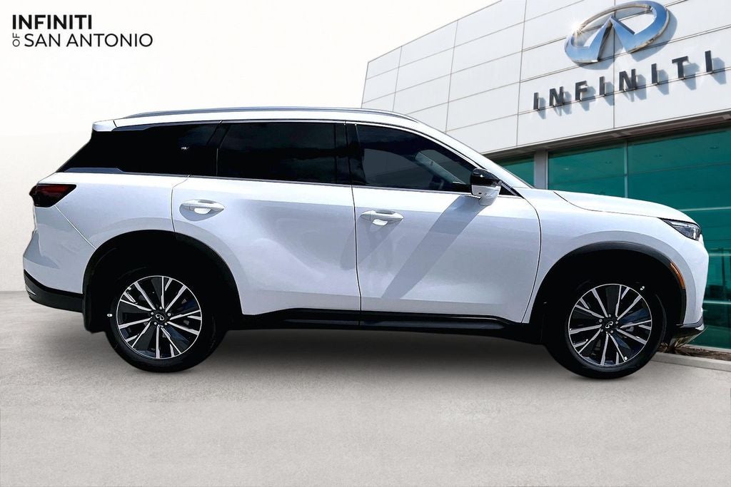 2027 INFINITI QX60 LUXE