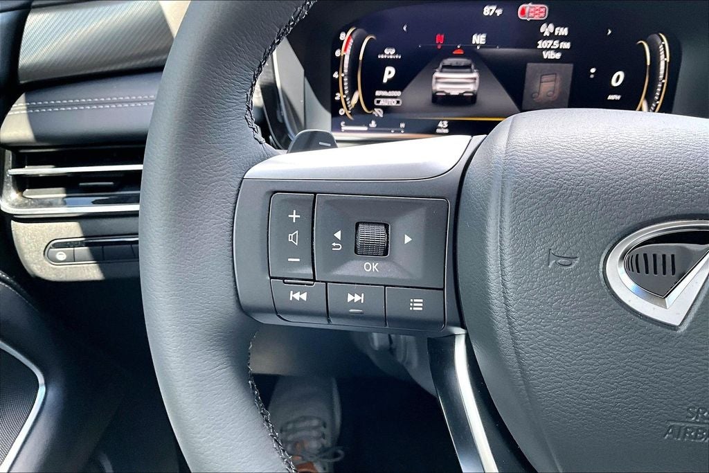 2027 INFINITI QX60 LUXE