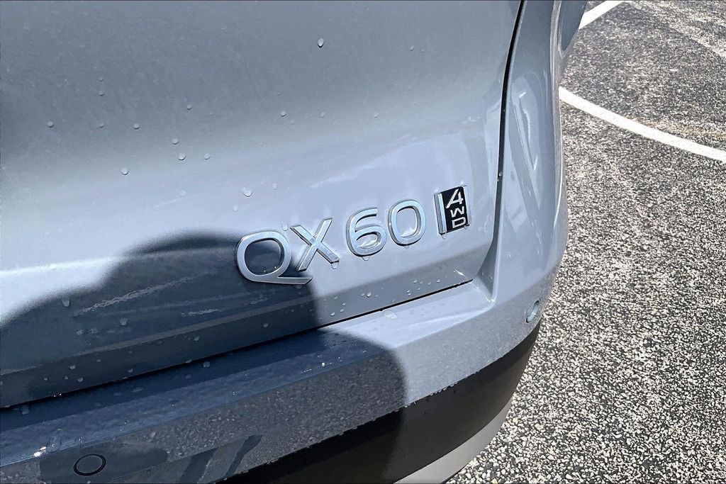 2027 INFINITI QX60 LUXE
