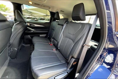 2027 INFINITI QX60 LUXE
