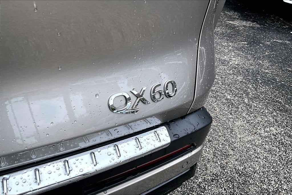 2025 INFINITI QX60 LUXE
