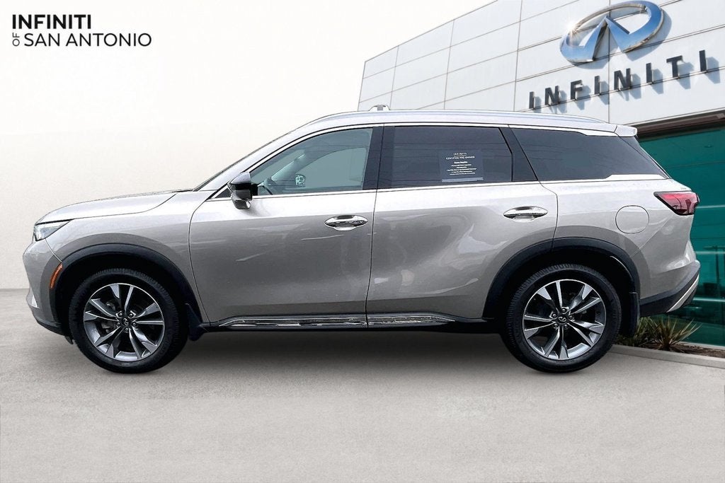 2025 INFINITI QX60 LUXE