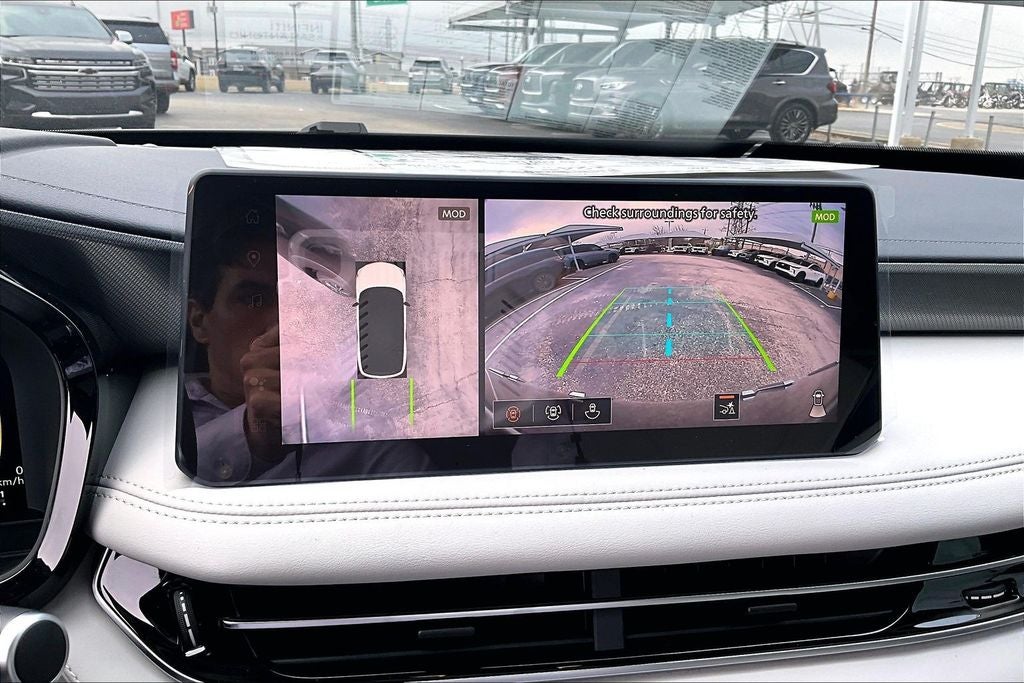 2026 INFINITI QX60 LUXE