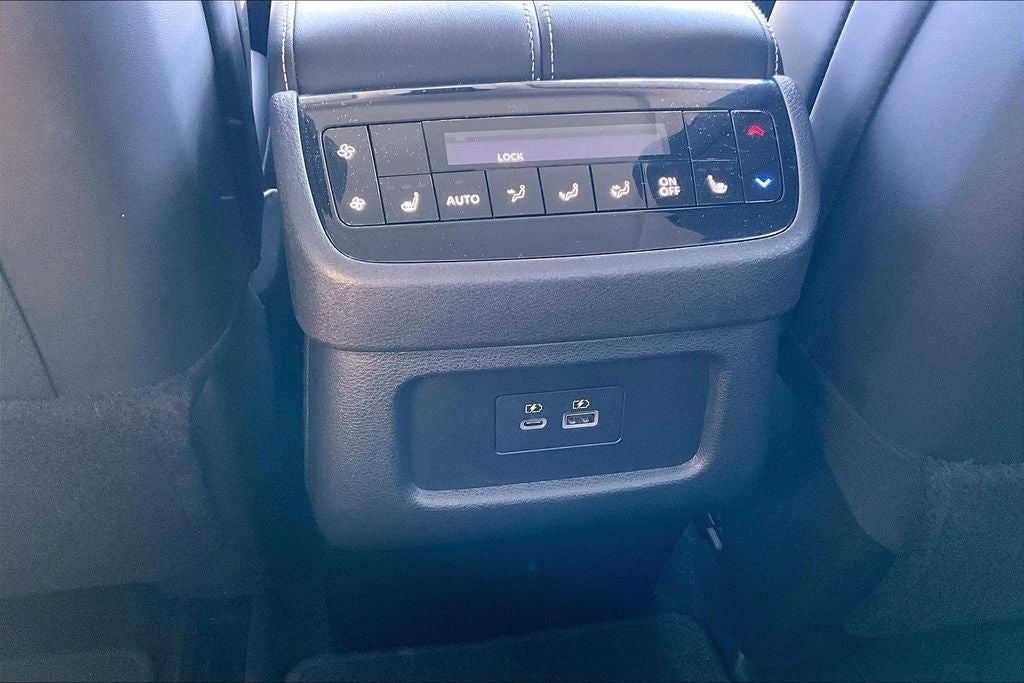 2025 INFINITI QX60 LUXE