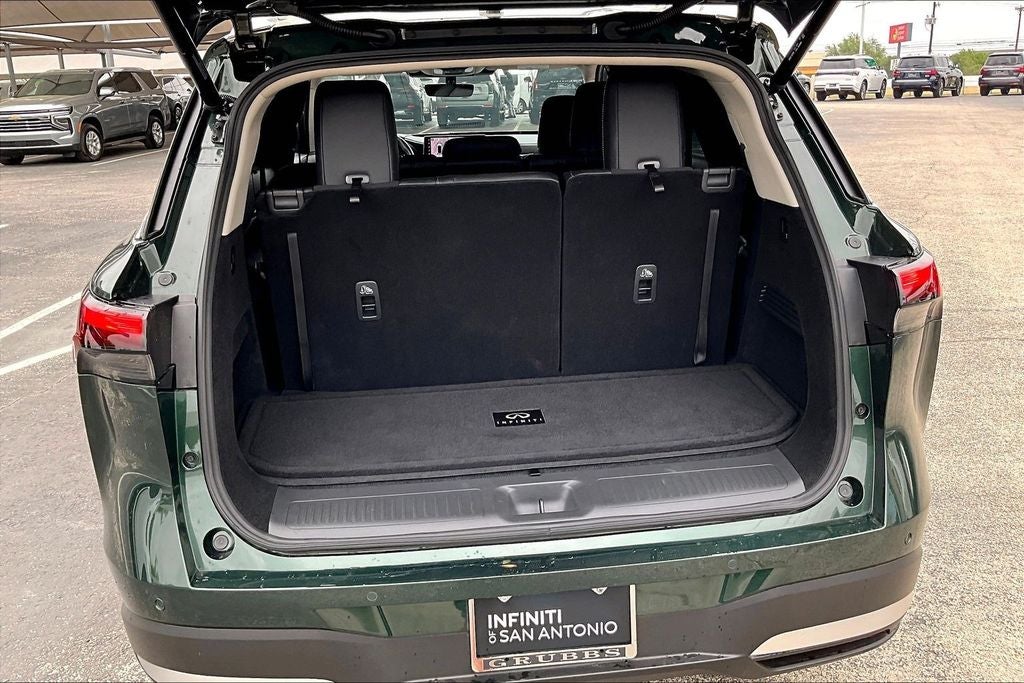 2026 INFINITI QX60 LUXE