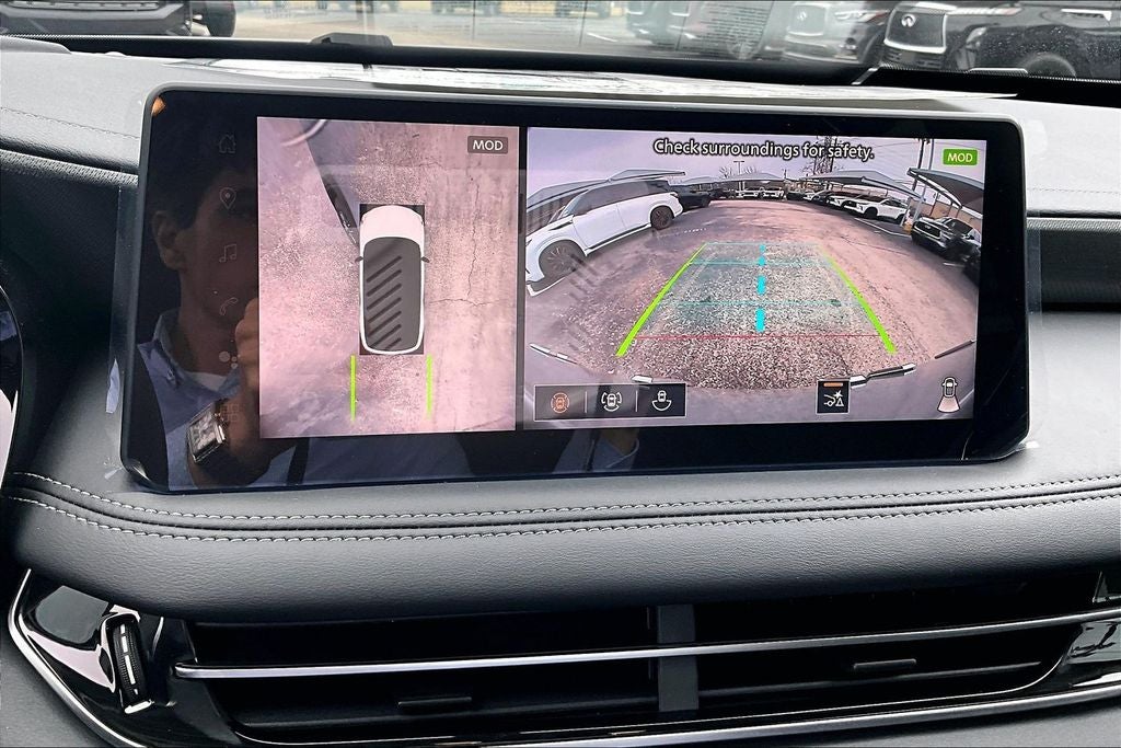 2026 INFINITI QX60 LUXE