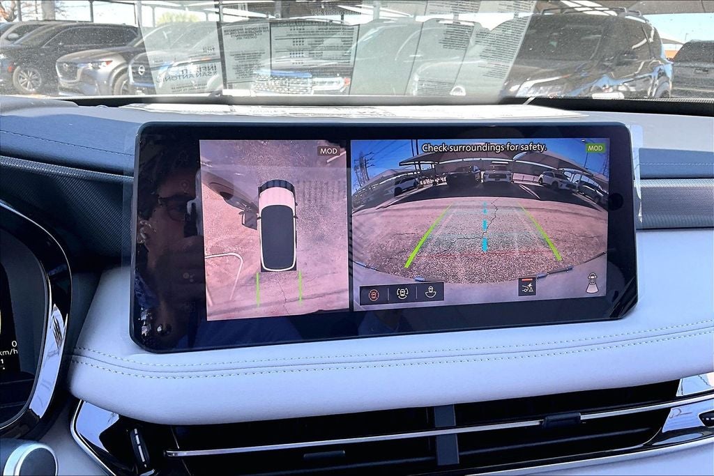 2026 INFINITI QX60 LUXE