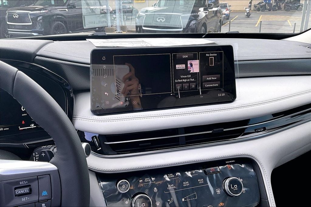 2026 INFINITI QX60 LUXE