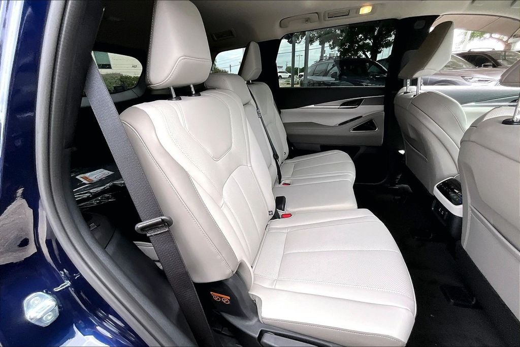 2026 INFINITI QX60 LUXE