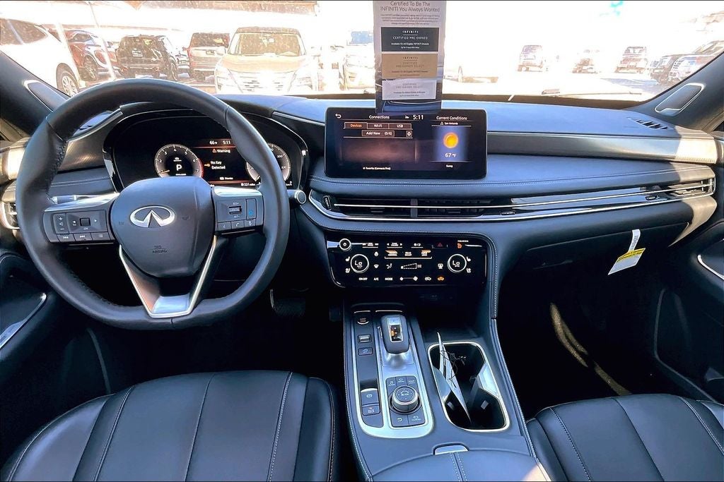 2025 INFINITI QX60 LUXE