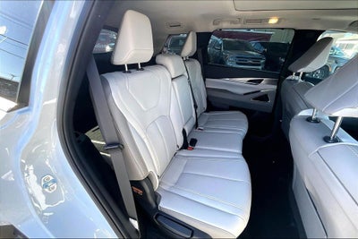 2026 INFINITI QX60 LUXE