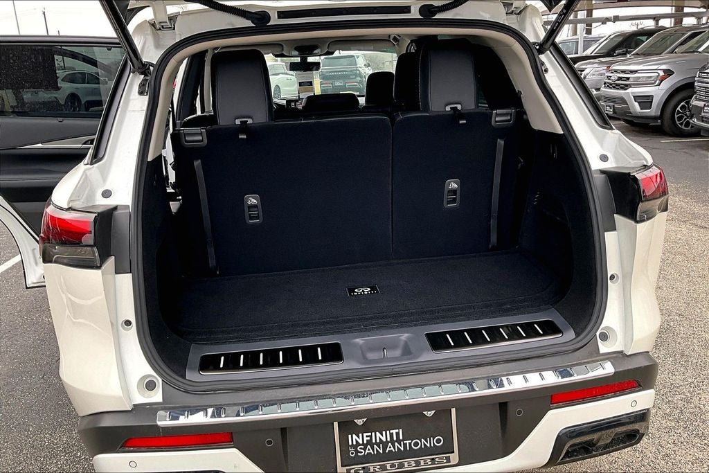 2025 INFINITI QX60 LUXE