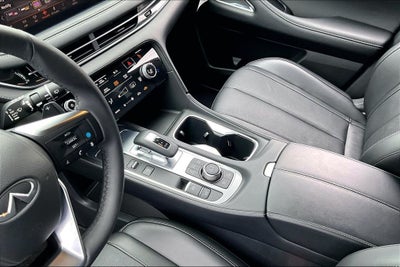 2025 INFINITI QX60 LUXE